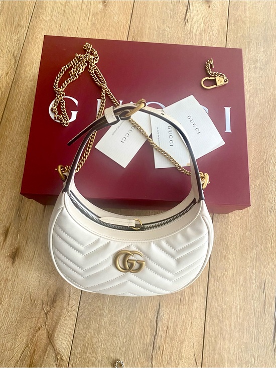 Gucci Handbags - Gucci White Quilted GG Shoulder Bag with Gold Hardware